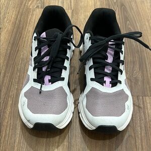 On Running Black and White Sneakers Modern Design